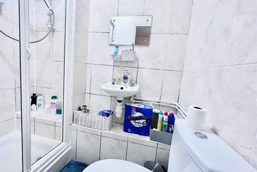 1 bed studio, Lower Parliament Street, Hockley, Nottingham, NG11EH - Image 5